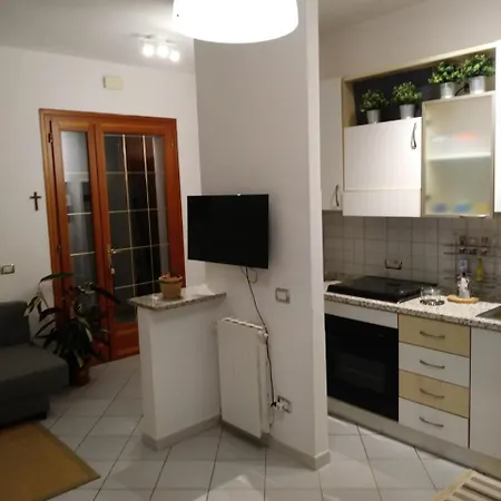 Angy House 公寓 Iolanda di Savoia