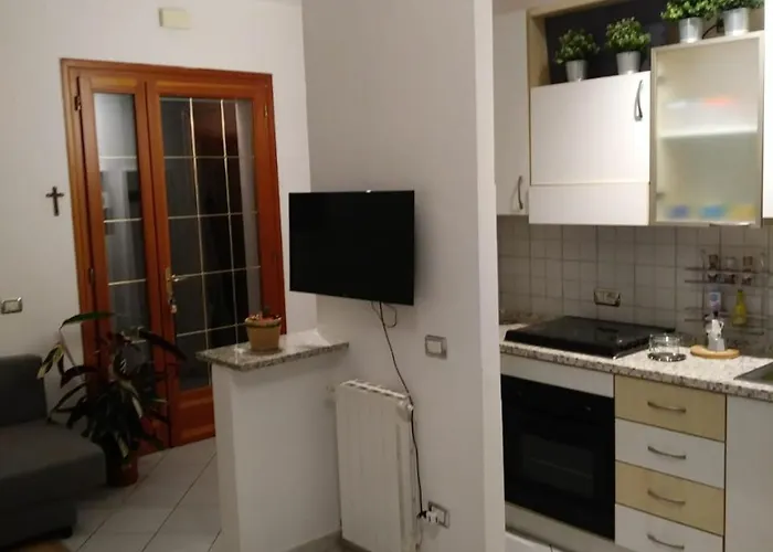 Angy House 公寓 Iolanda di Savoia